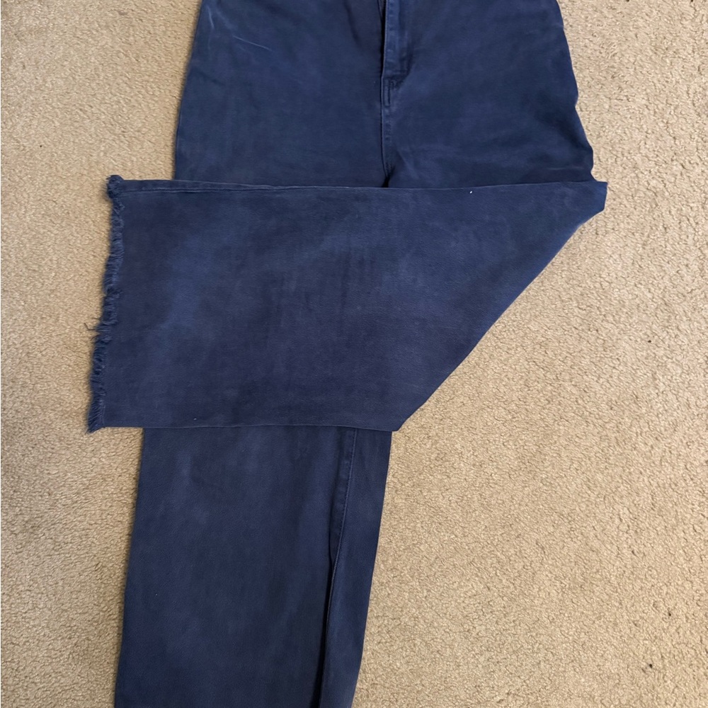 Zenana cropped straight leg jeans with frayed edge